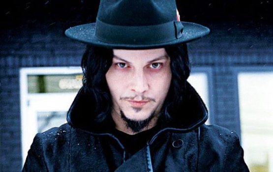 JACK WHITE TO RELEASE 7-INCH VINYL OF 