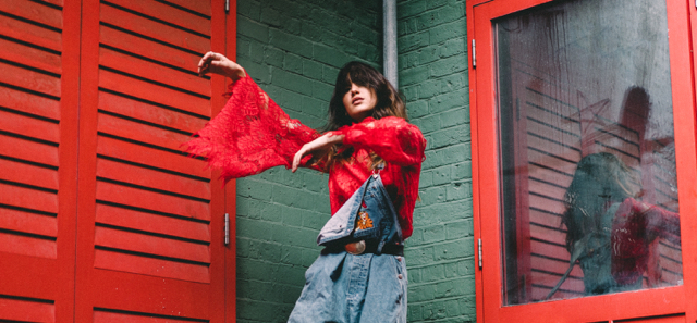 Emerging indie-pop siren Caitlyn Scarlett Unveils stunning new track ‘Happy When’ - Listen Now! 