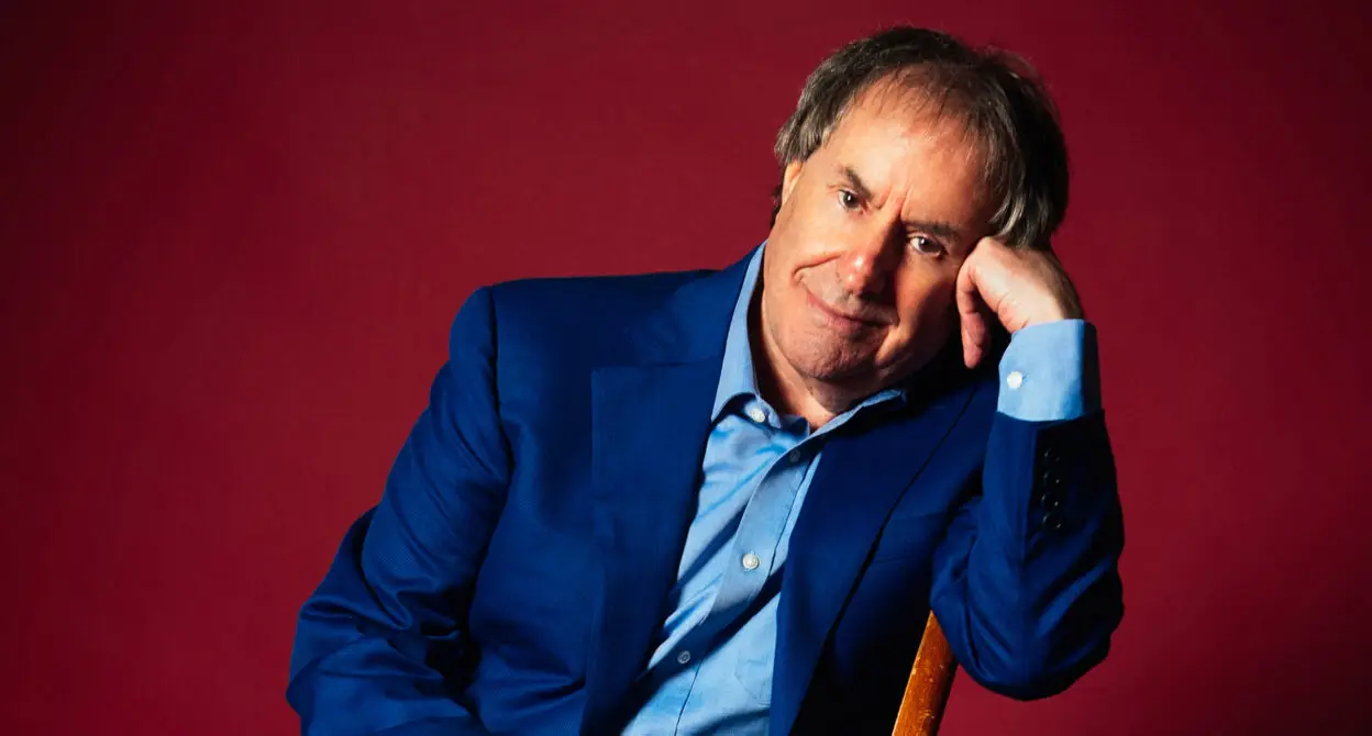 CHRIS DE BURGH announces headline show at Waterfront Hall, Belfast on Sunday 20 February 2022 1